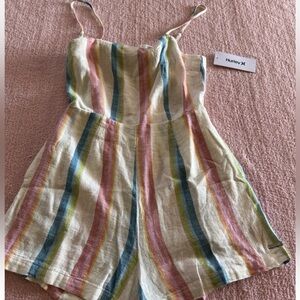 Adorable  HURLEY Venice Romper NWT Open Back W Bow